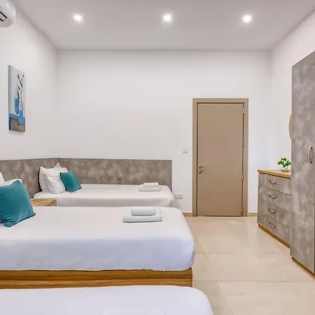 Cosy In Ta' Xbiex Close To Promenade Апартаменты *